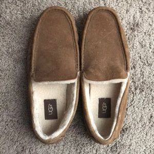 Men’s UGG Moccasin